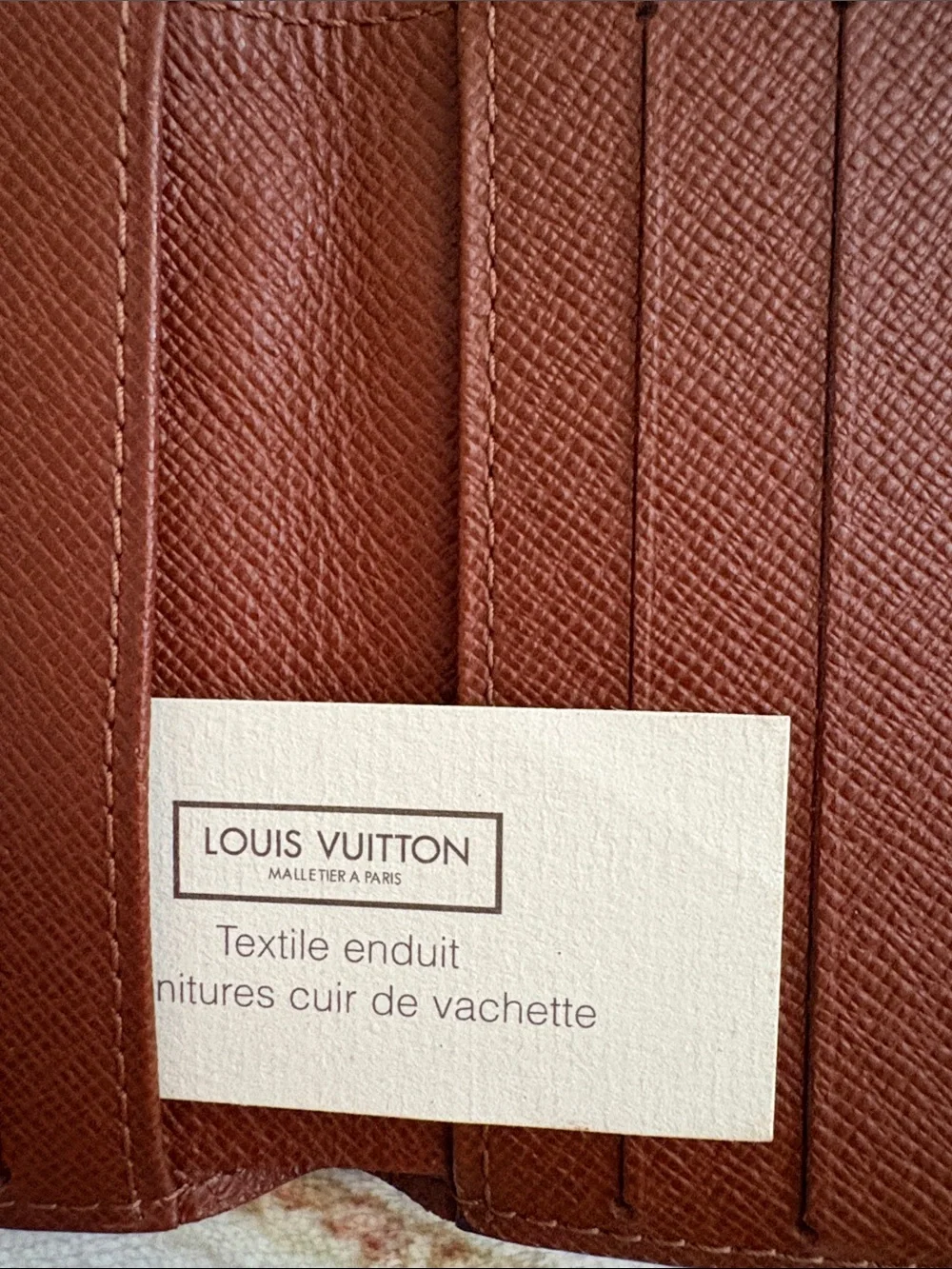 Louis Vuitton Monogram Canvas      Bi-Fold Wallet - Brown & Gold